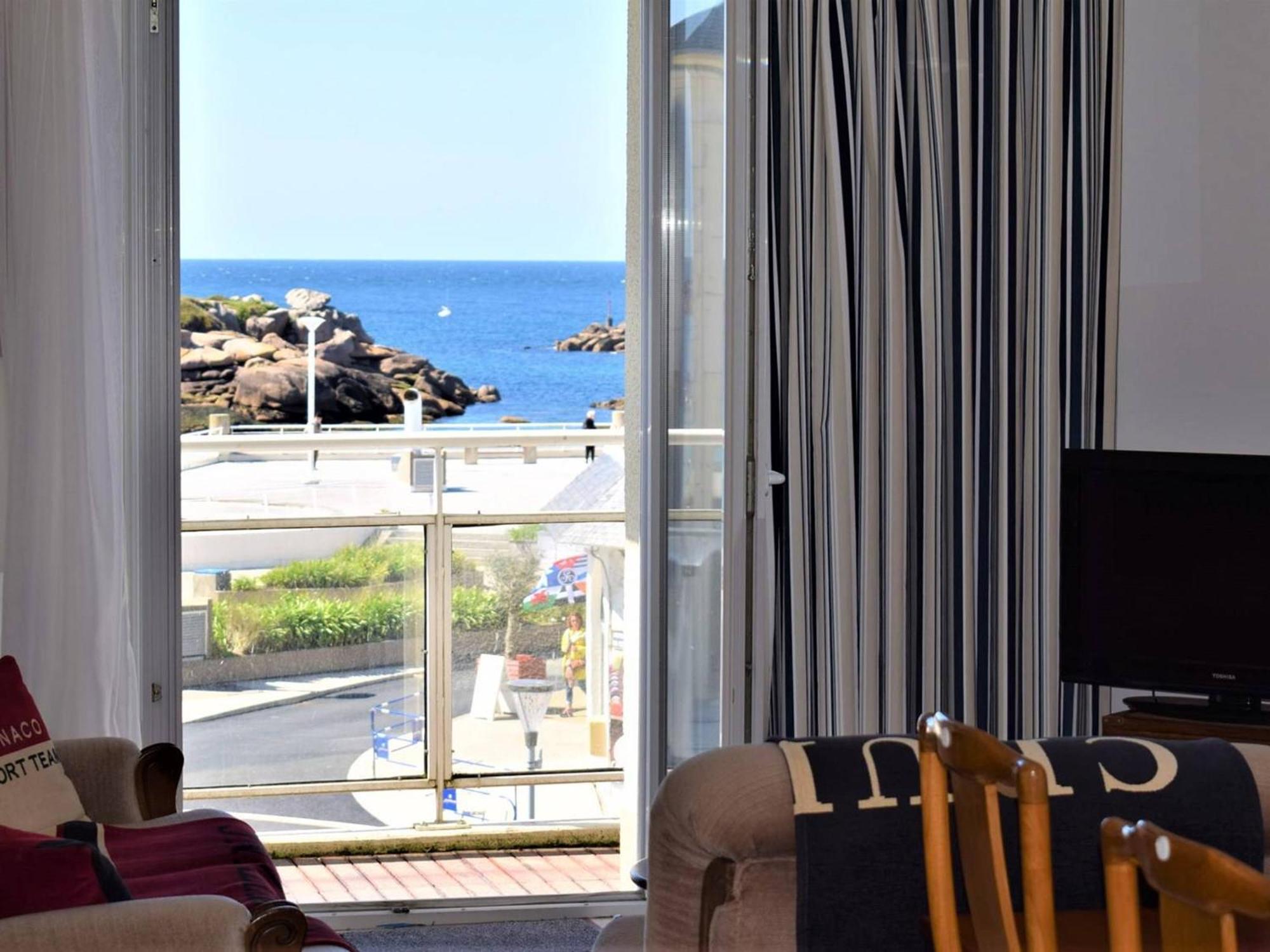 Appartement Spacieux Avec Wifi Et Parking A Tregastel, Proche Plage - Fr-1-368-18 Экстерьер фото